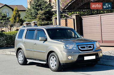 Позашляховик / Кросовер Honda Pilot 2009 в 