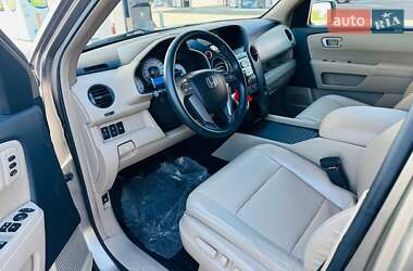 Позашляховик / Кросовер Honda Pilot 2009 в 