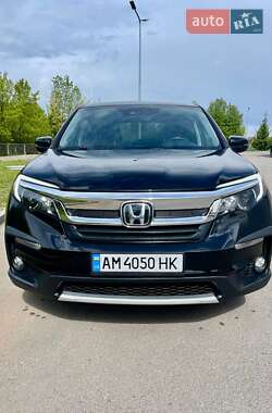 Внедорожник / Кроссовер Honda Pilot 2019 в 