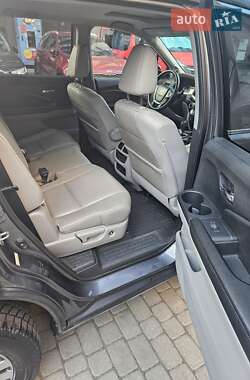 Внедорожник / Кроссовер Honda Pilot 2015 в 