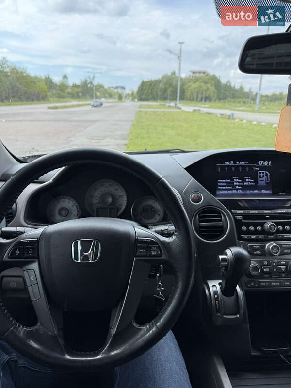 Позашляховик / Кросовер Honda Pilot 2014 в Львові