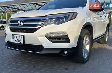 Внедорожник / Кроссовер Honda Pilot 2018 в 