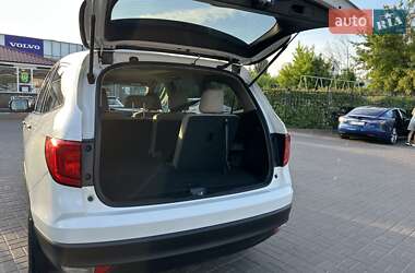 Внедорожник / Кроссовер Honda Pilot 2018 в 