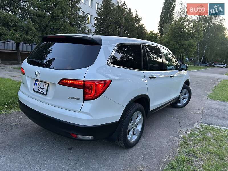 Позашляховик / Кросовер Honda Pilot 2018 в Києві
