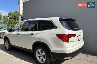 Внедорожник / Кроссовер Honda Pilot 2018 в 