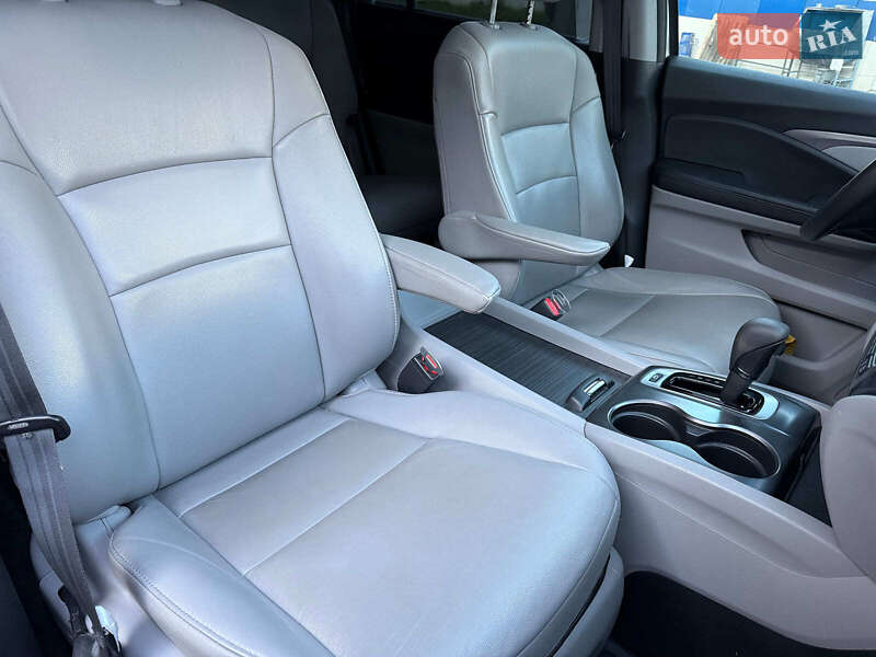 Внедорожник / Кроссовер Honda Pilot 2016 в Одессе