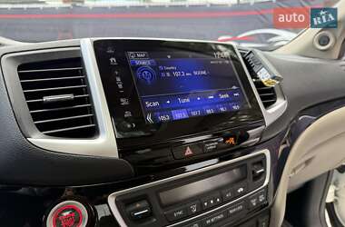 Внедорожник / Кроссовер Honda Pilot 2017 в 