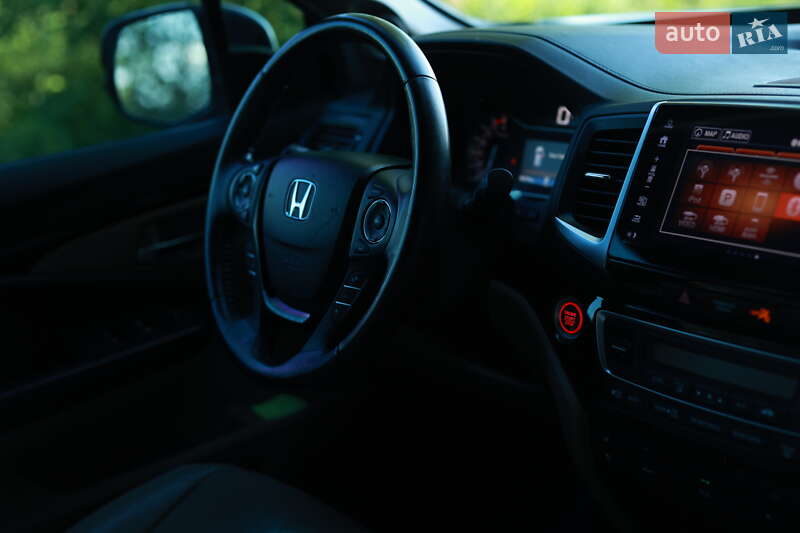Внедорожник / Кроссовер Honda Pilot 2017 в Лубнах