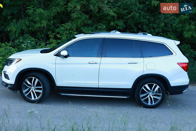 Внедорожник / Кроссовер Honda Pilot 2017 в Лубнах