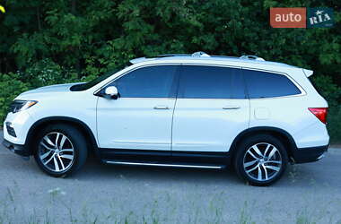 Внедорожник / Кроссовер Honda Pilot 2017 в 