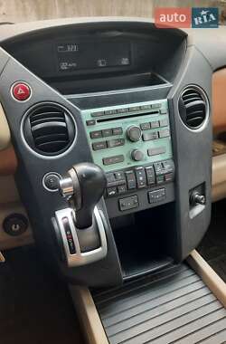 Внедорожник / Кроссовер Honda Pilot 2009 в 