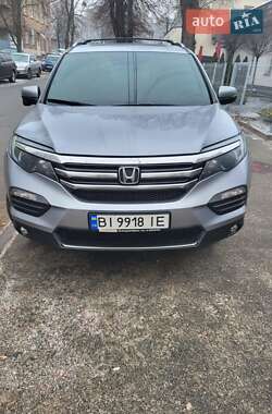 Внедорожник / Кроссовер Honda Pilot 2017 в 