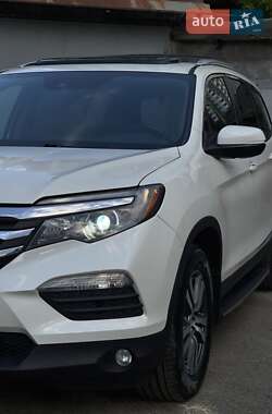 Внедорожник / Кроссовер Honda Pilot 2017 в 
