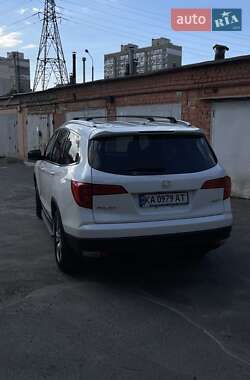 Внедорожник / Кроссовер Honda Pilot 2017 в 