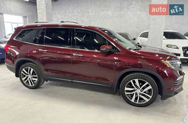 Внедорожник / Кроссовер Honda Pilot 2018 в 
