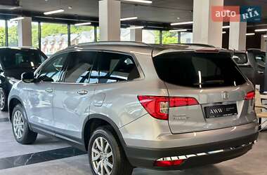 Внедорожник / Кроссовер Honda Pilot 2018 в 