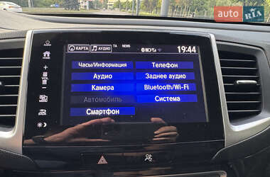 Внедорожник / Кроссовер Honda Pilot 2017 в 