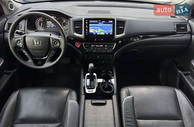 Внедорожник / Кроссовер Honda Pilot 2017 в 