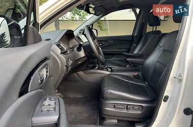 Внедорожник / Кроссовер Honda Pilot 2017 в 
