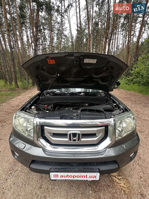 Позашляховик / Кросовер Honda Pilot 2008 в Білогородці