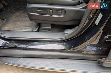 Внедорожник / Кроссовер Honda Pilot 2017 в 