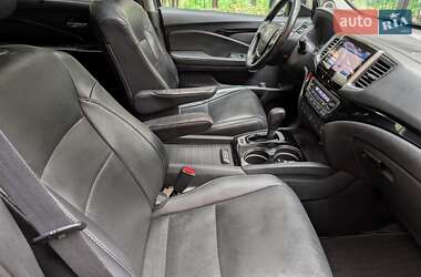 Внедорожник / Кроссовер Honda Pilot 2017 в 