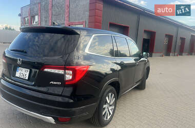 Внедорожник / Кроссовер Honda Pilot 2020 в 