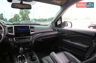 Внедорожник / Кроссовер Honda Pilot 2018 в 