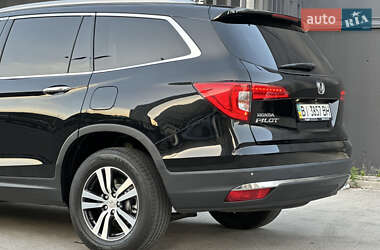 Внедорожник / Кроссовер Honda Pilot 2017 в 