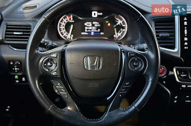 Внедорожник / Кроссовер Honda Pilot 2017 в 