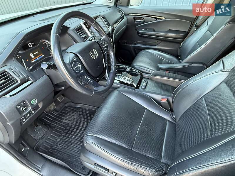 Внедорожник / Кроссовер Honda Pilot 2017 в Киеве фото 48 Внедорожник / Кроссовер Honda Pilot 2017 в Киеве