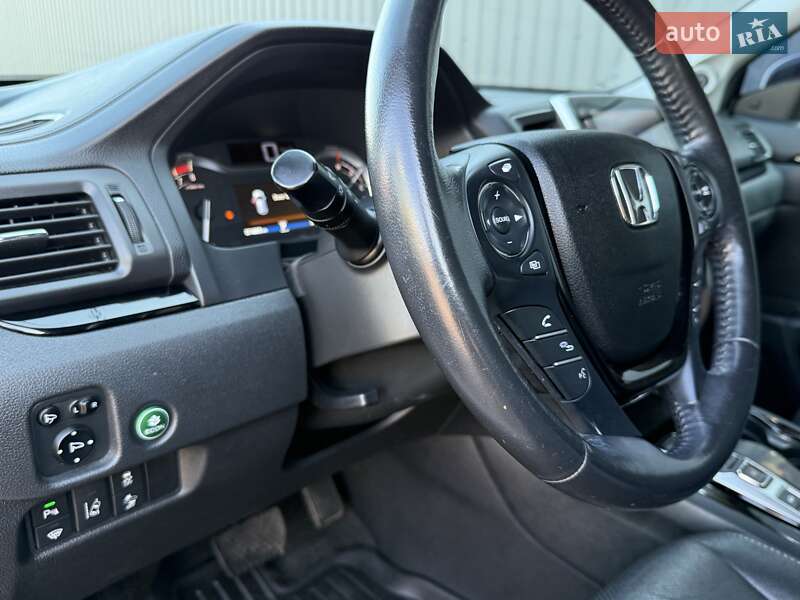Внедорожник / Кроссовер Honda Pilot 2017 в Киеве фото 57 Внедорожник / Кроссовер Honda Pilot 2017 в Киеве