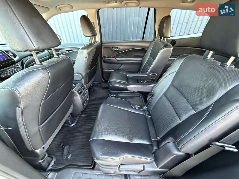 Внедорожник / Кроссовер Honda Pilot 2017 в Киеве фото 61 Внедорожник / Кроссовер Honda Pilot 2017 в Киеве