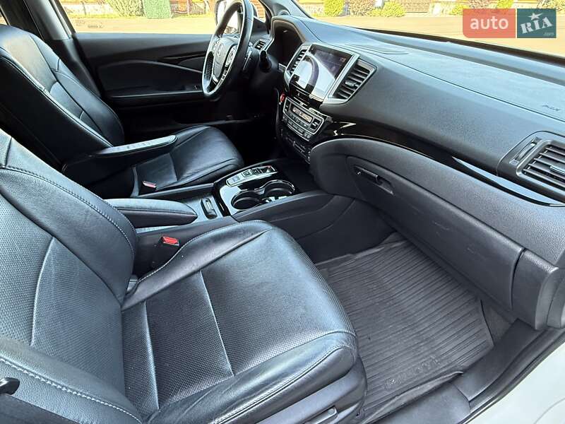 Внедорожник / Кроссовер Honda Pilot 2017 в Киеве фото 70 Внедорожник / Кроссовер Honda Pilot 2017 в Киеве