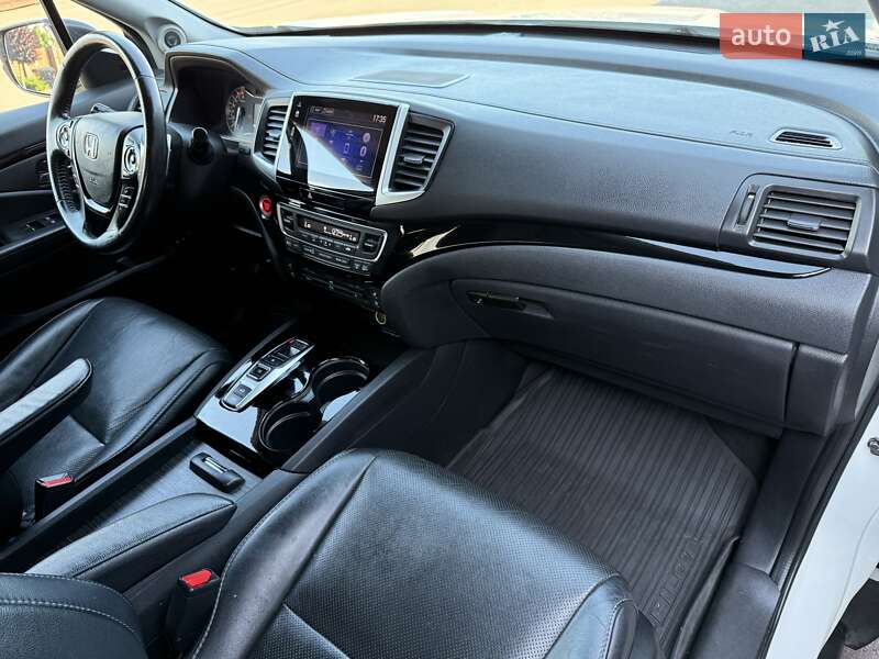 Внедорожник / Кроссовер Honda Pilot 2017 в Киеве фото 73 Внедорожник / Кроссовер Honda Pilot 2017 в Киеве