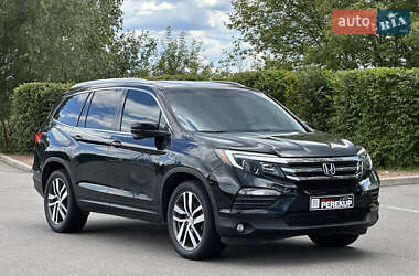 Внедорожник / Кроссовер Honda Pilot 2016 в Киеве