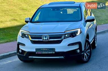 Внедорожник / Кроссовер Honda Pilot 2021 в 