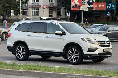 Внедорожник / Кроссовер Honda Pilot 2016 в 
