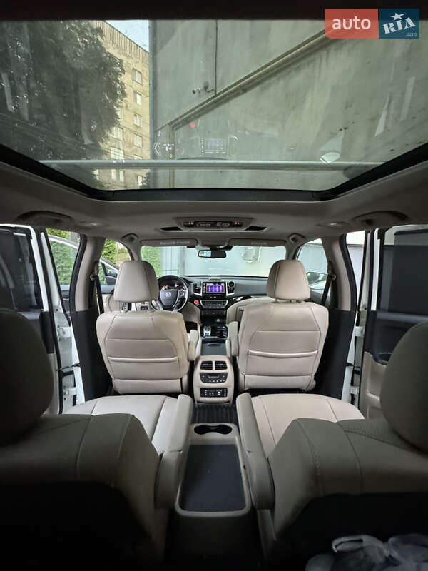 Внедорожник / Кроссовер Honda Pilot 2016 в Ровно фото 30 Внедорожник / Кроссовер Honda Pilot 2016 в Ровно