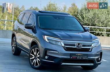 Внедорожник / Кроссовер Honda Pilot 2020 в 