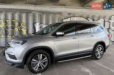 Внедорожник / Кроссовер Honda Pilot 2017 в Киеве