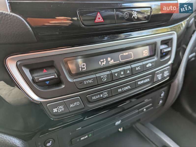 Внедорожник / Кроссовер Honda Pilot 2017 в Виннице