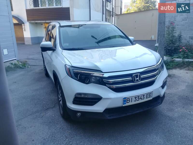 Внедорожник / Кроссовер Honda Pilot 2018 в 