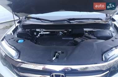 Внедорожник / Кроссовер Honda Pilot 2018 в 