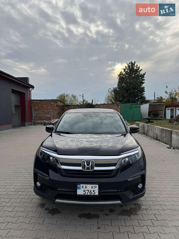 Внедорожник / Кроссовер Honda Pilot 2020 в 