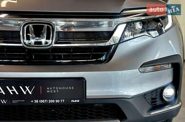 Позашляховик / Кросовер Honda Pilot 2018 в 
