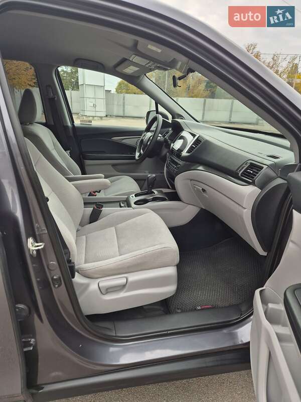 Внедорожник / Кроссовер Honda Pilot 2018 в Киеве