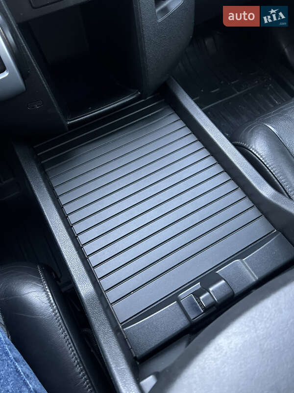 Внедорожник / Кроссовер Honda Pilot 2008 в Вишневом фото 25 Внедорожник / Кроссовер Honda Pilot 2008 в Вишневом