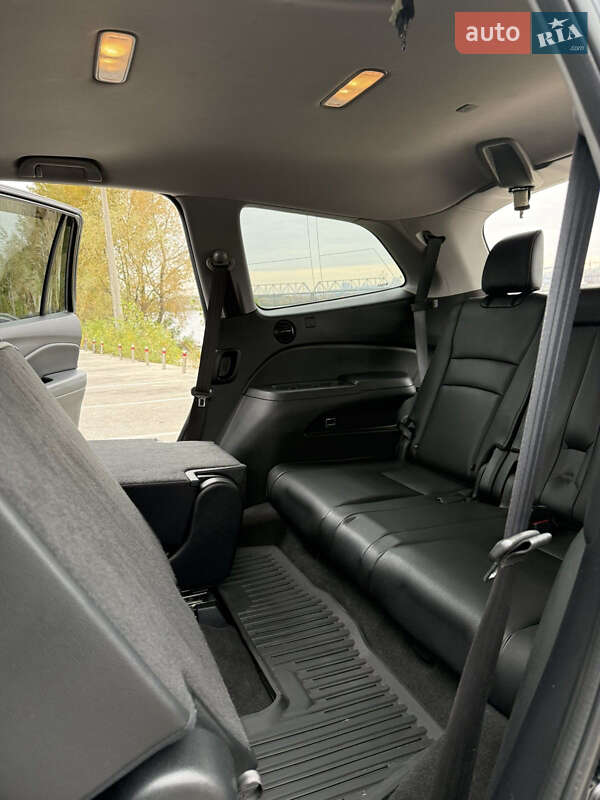 Позашляховик / Кросовер Honda Pilot 2017 в Києві