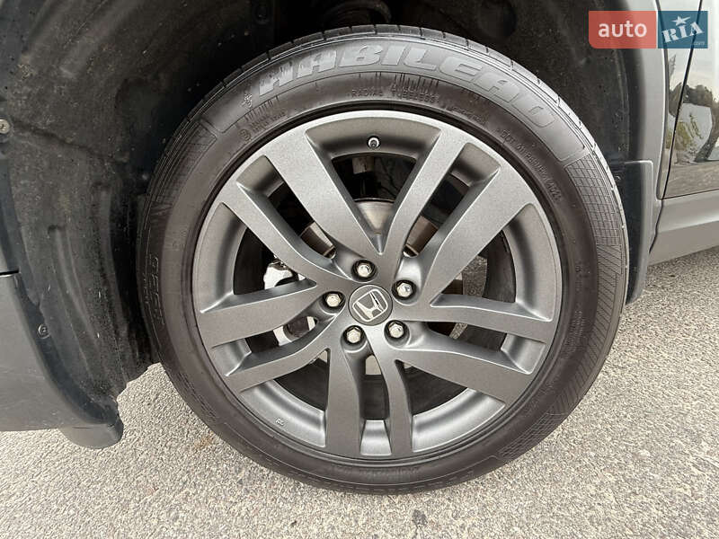 Позашляховик / Кросовер Honda Pilot 2017 в Києві